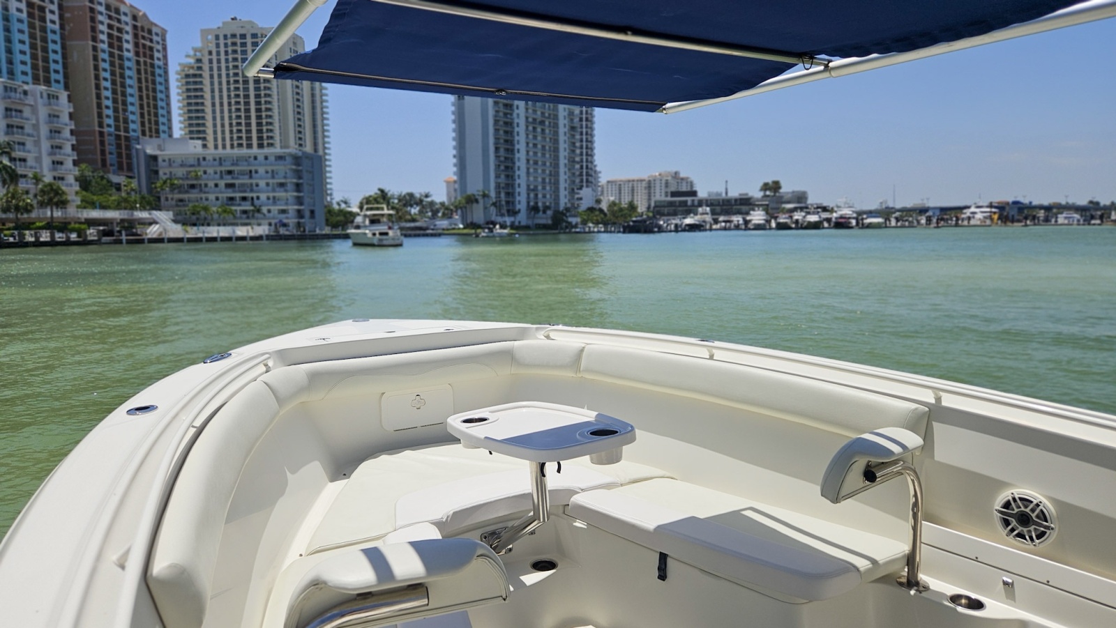 2014 Sailfish 320CC