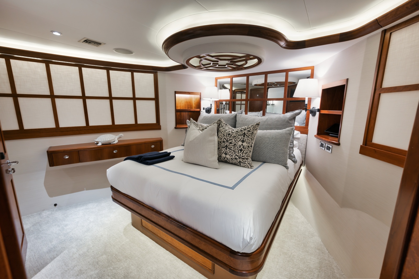 2003 Westport Raised Pilothouse MY