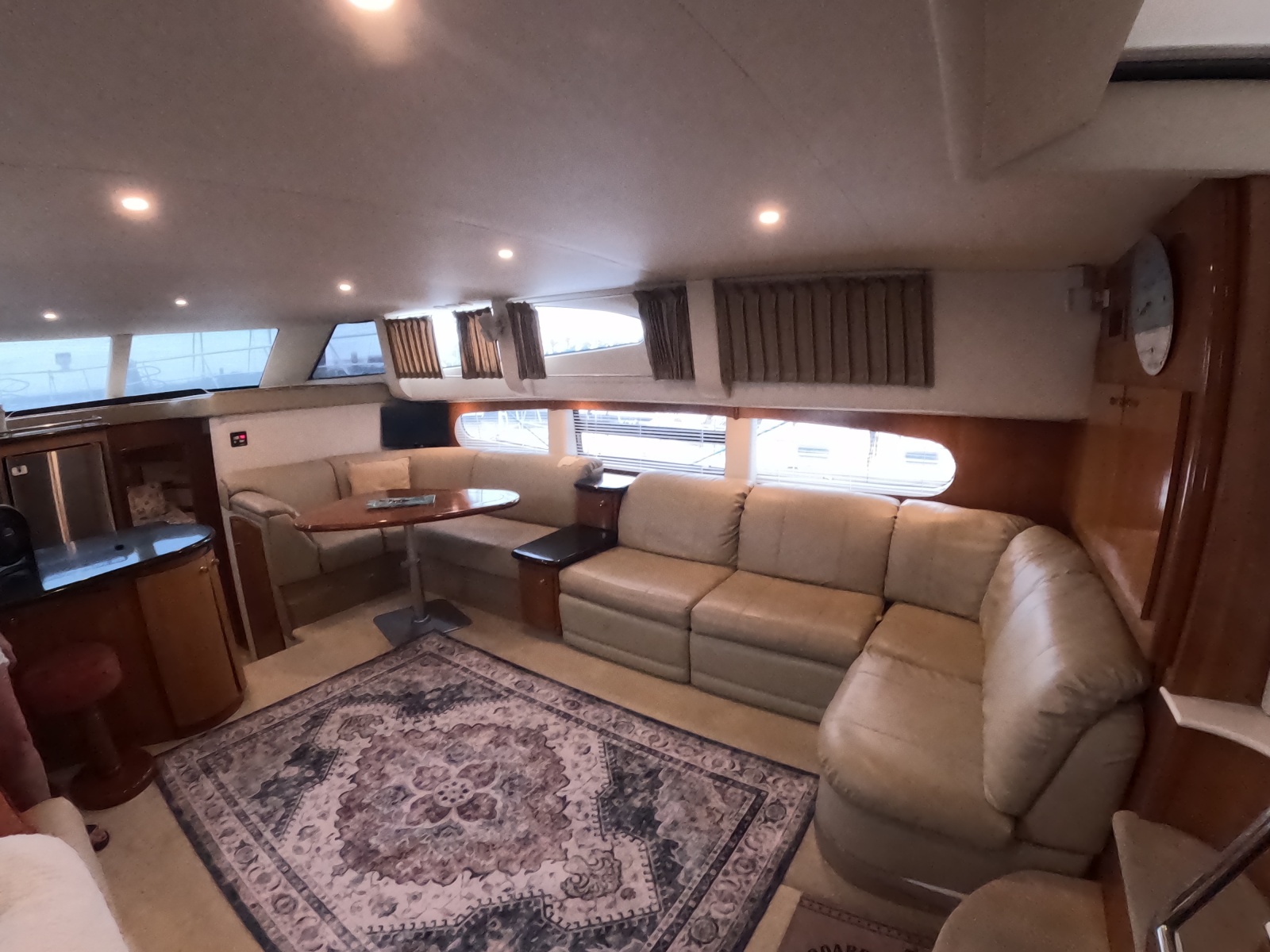 2002 Carver 466 Motor Yacht
