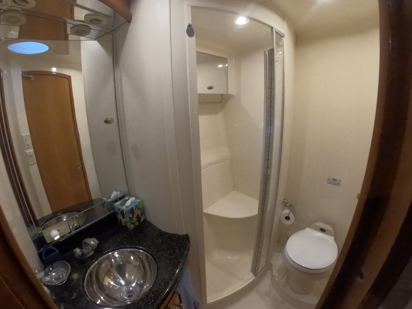 2002 Carver 466 Motor Yacht