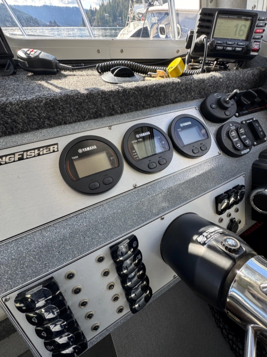 2018 KingFisher 2725 Weekender