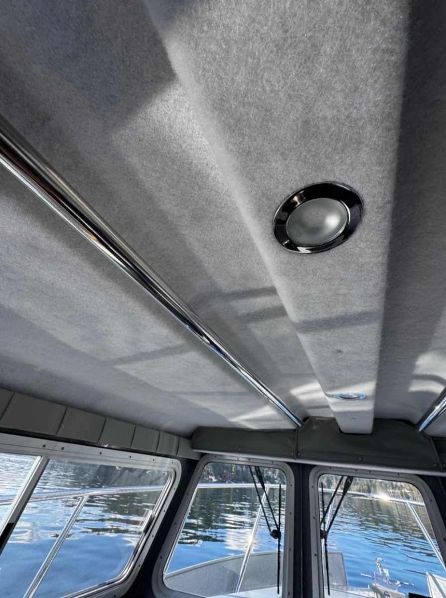 2018 KingFisher 2725 Weekender
