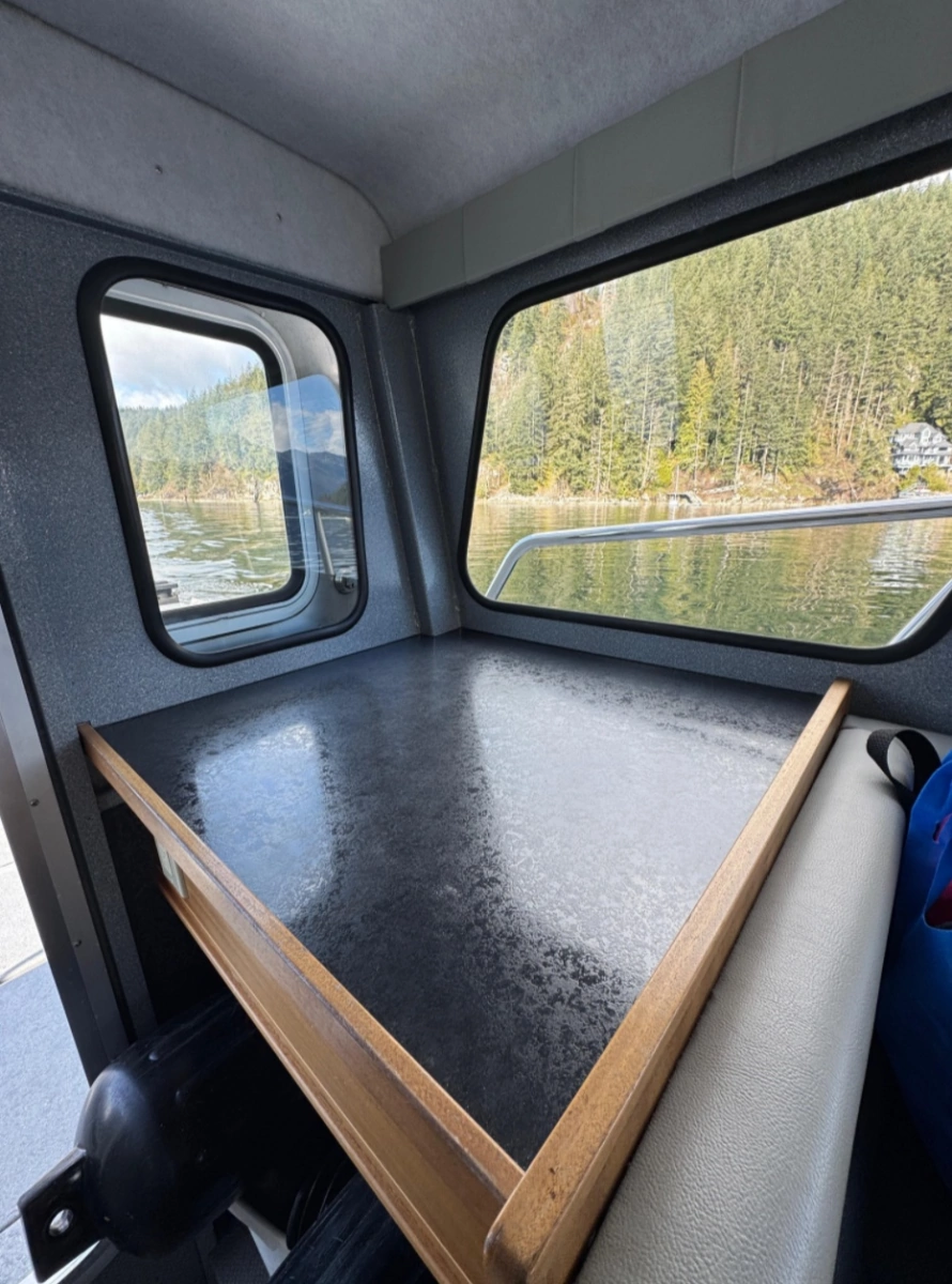 2018 KingFisher 2725 Weekender