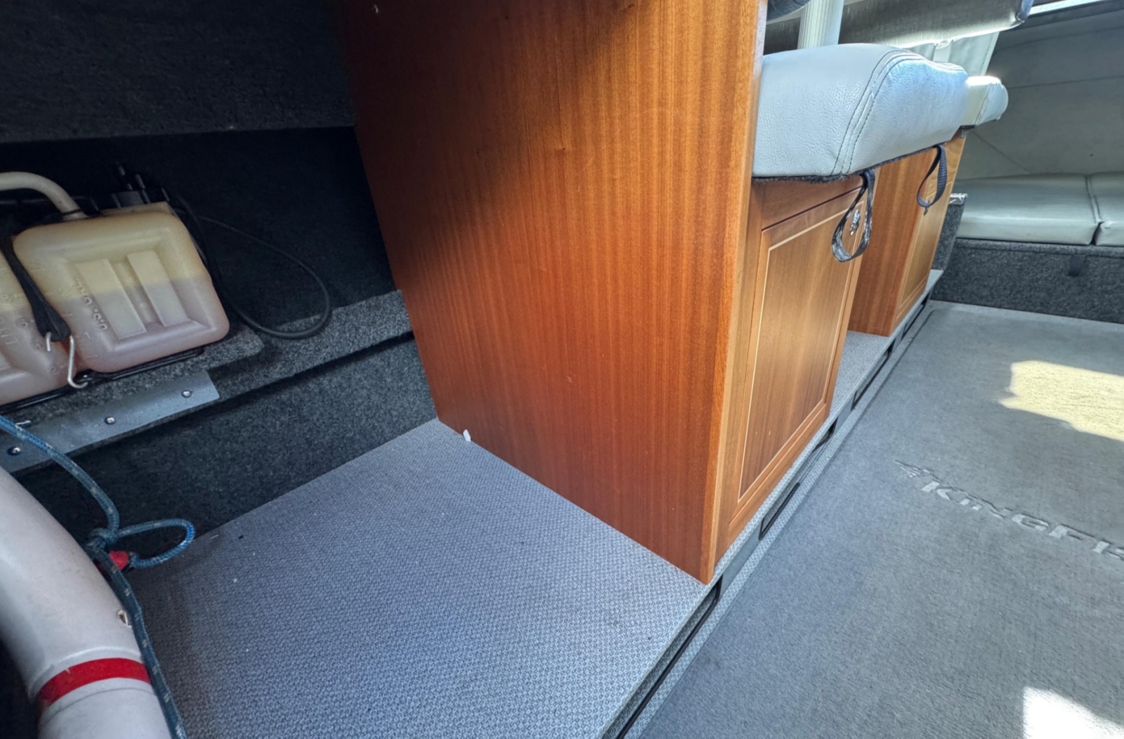 2018 KingFisher 2725 Weekender