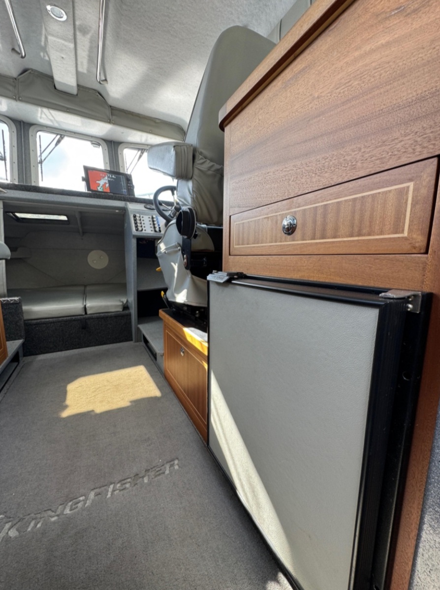 2018 KingFisher 2725 Weekender