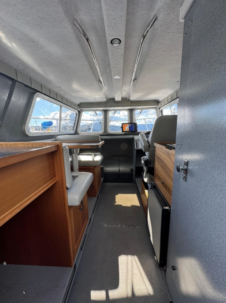 2018 KingFisher 2725 Weekender