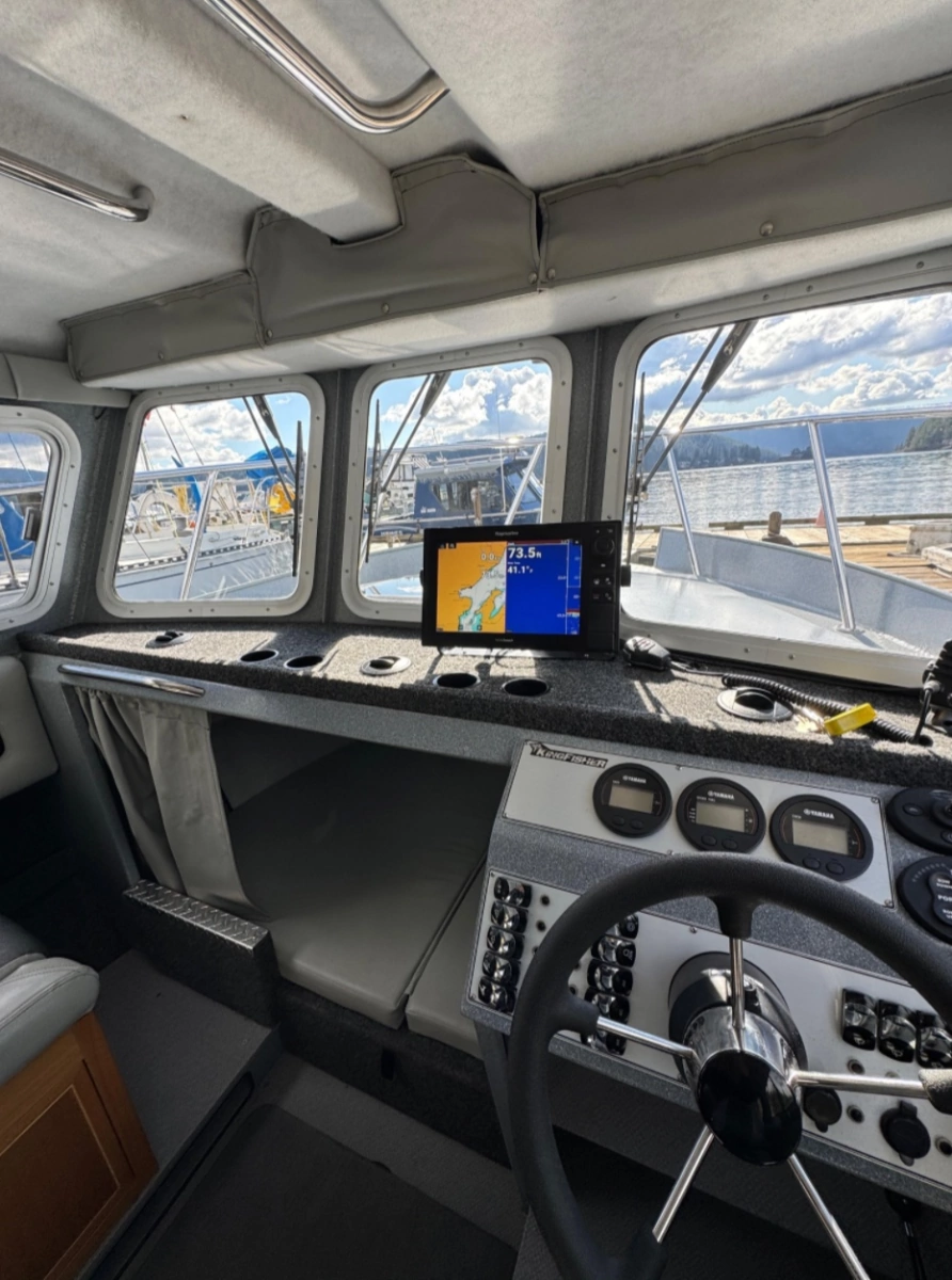 2018 KingFisher 2725 Weekender