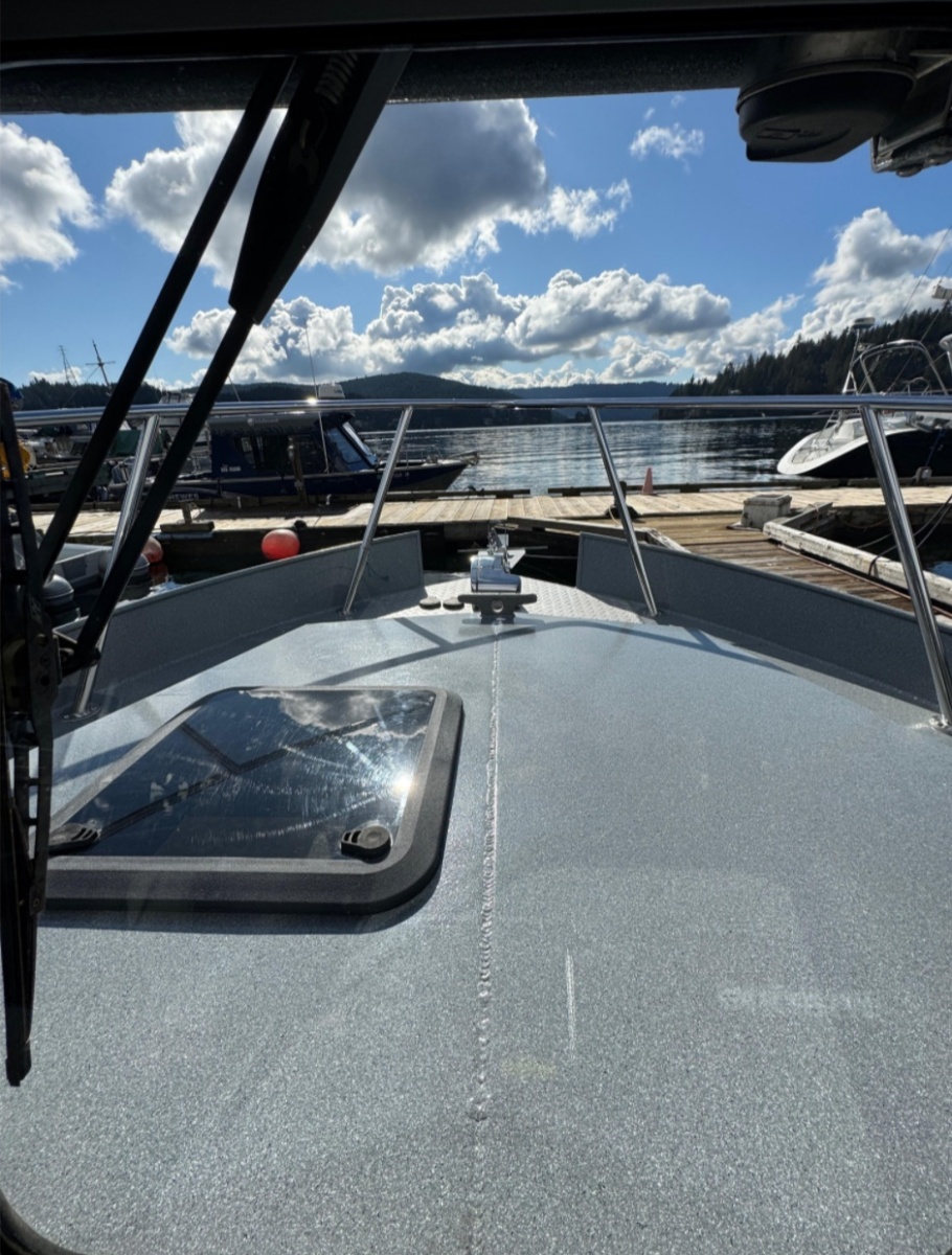2018 KingFisher 2725 Weekender