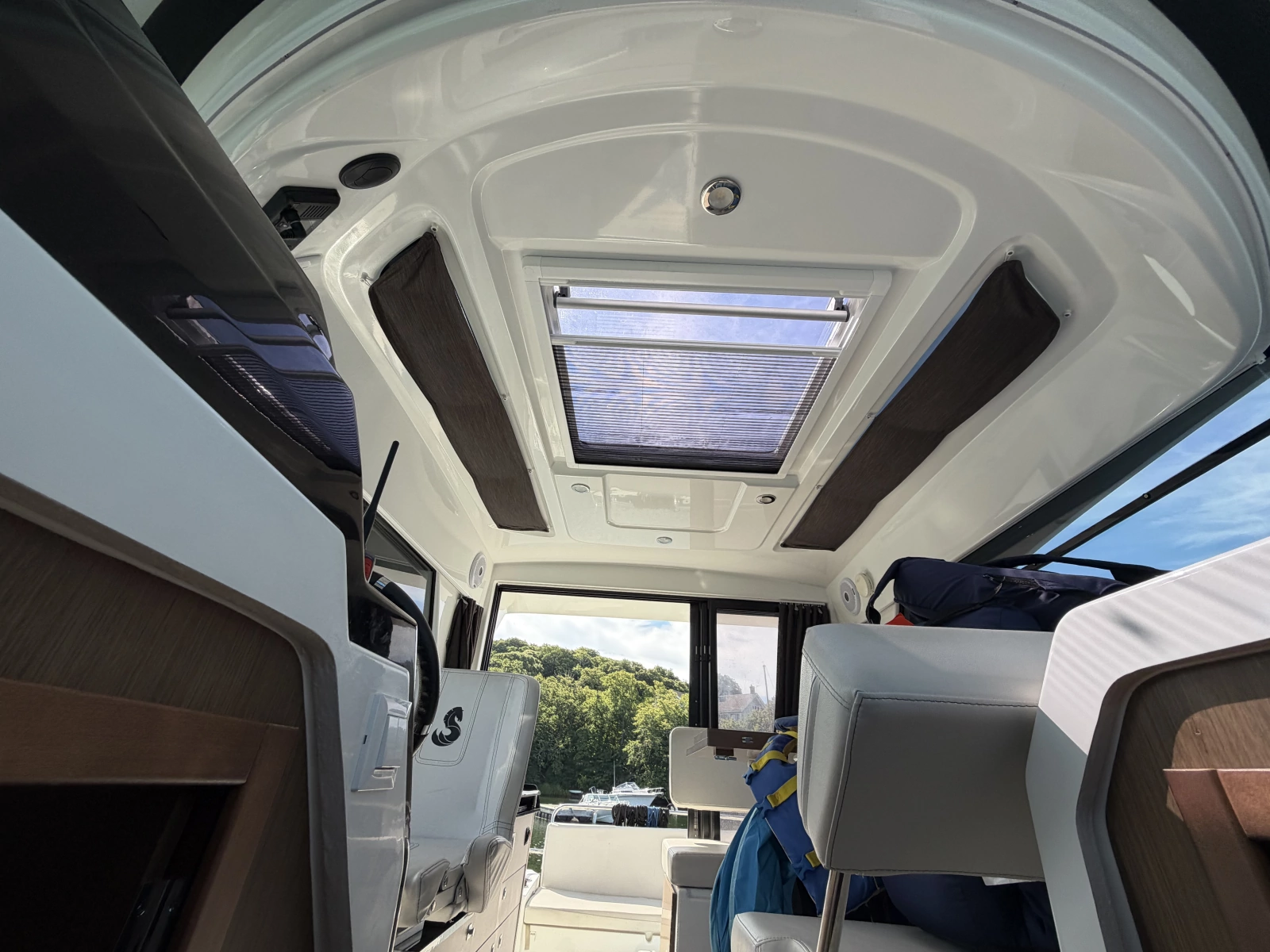 2021 Beneteau Antares