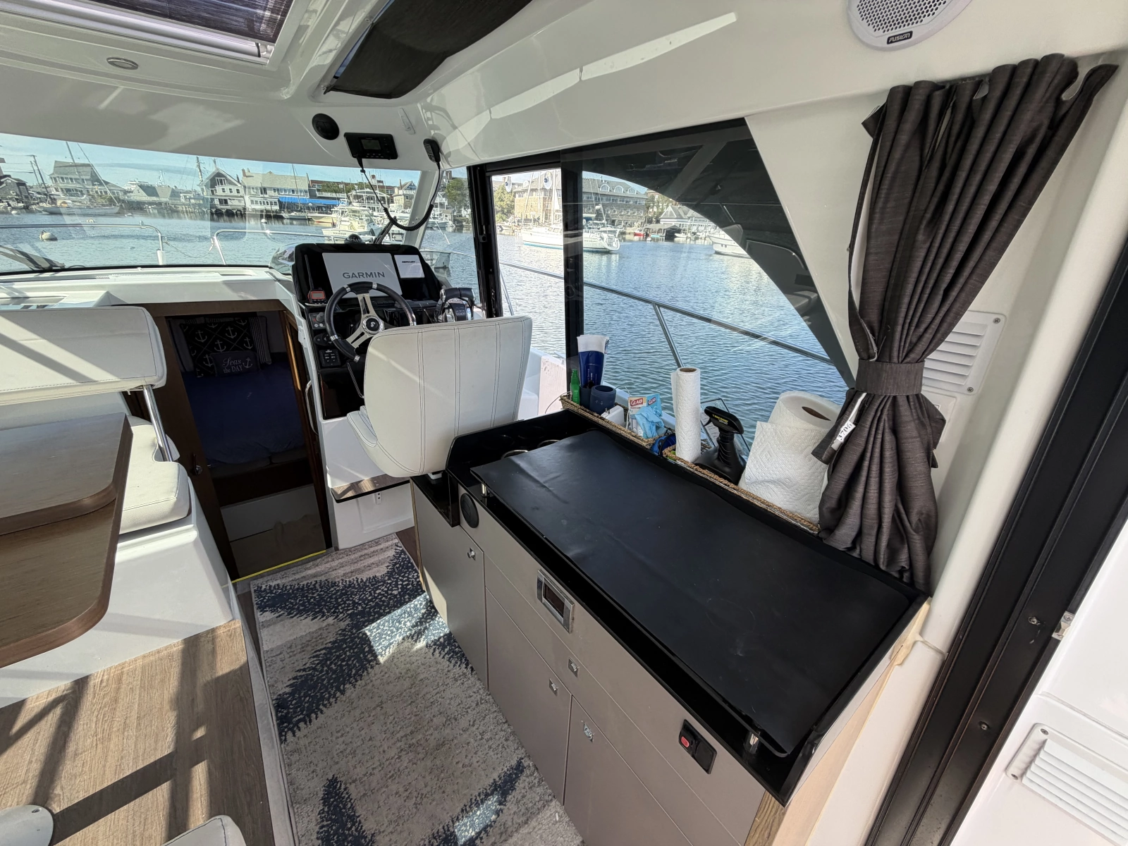 2021 Beneteau Antares