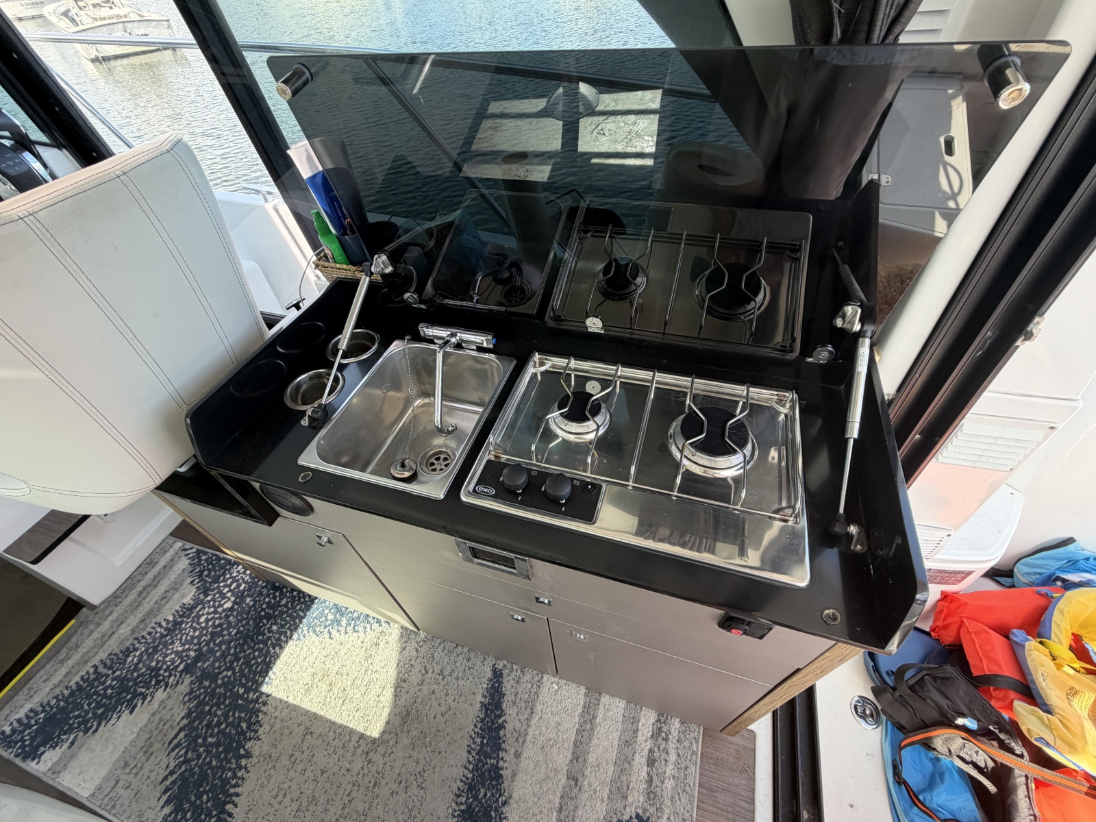 2021 Beneteau Antares