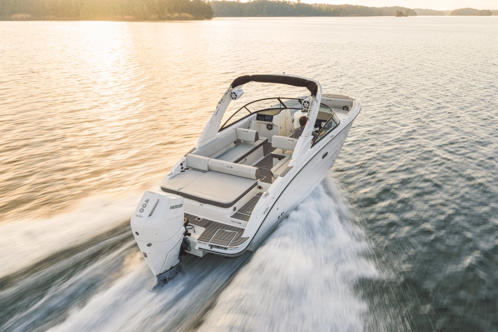 2025 Sea Ray SDX 270 Outboard
