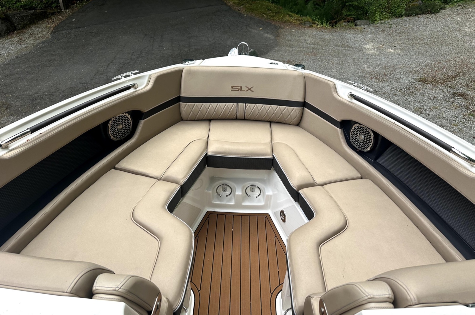 2016 Sea Ray SLX 250