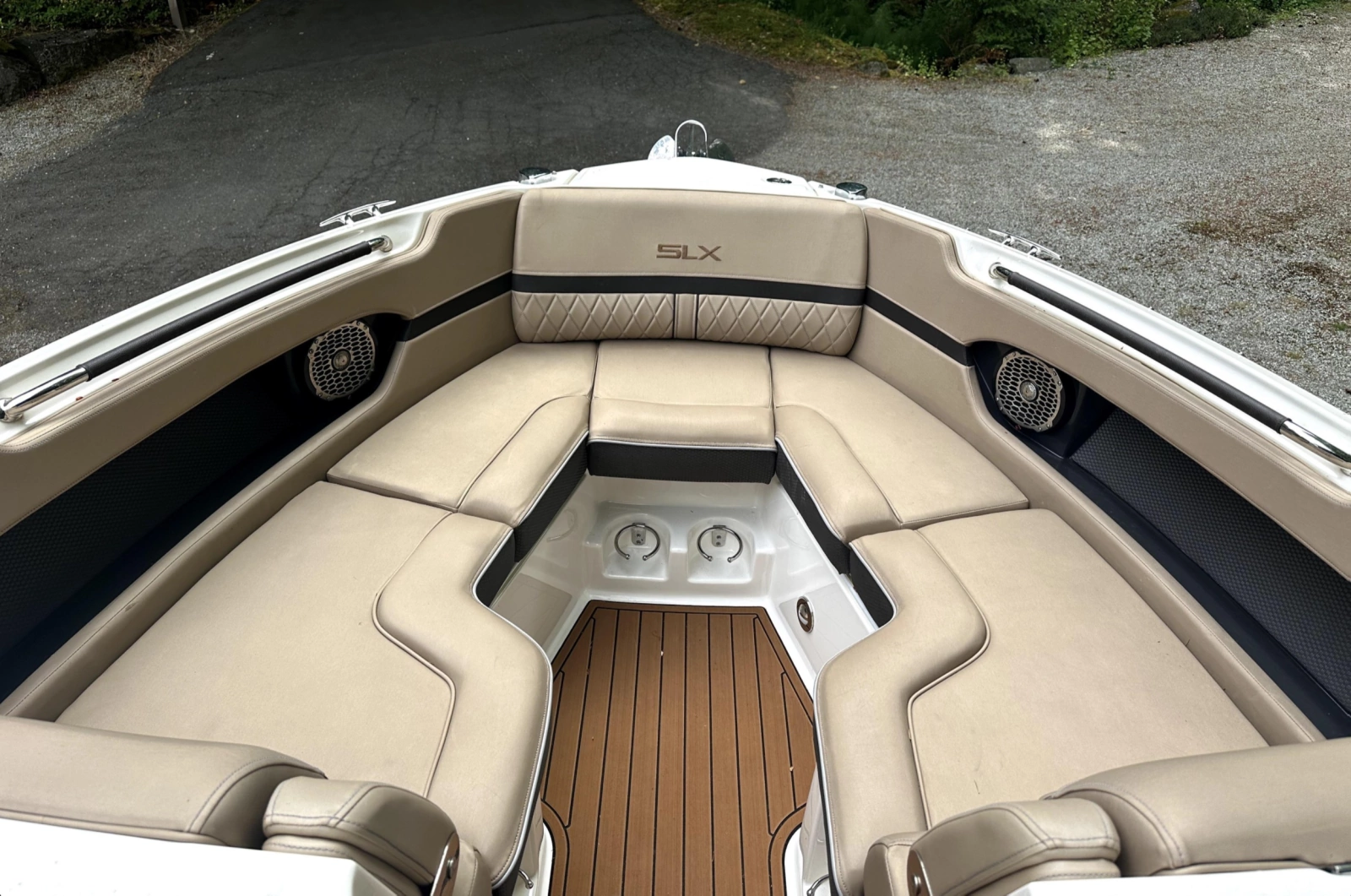 2016 Sea Ray SLX 250
