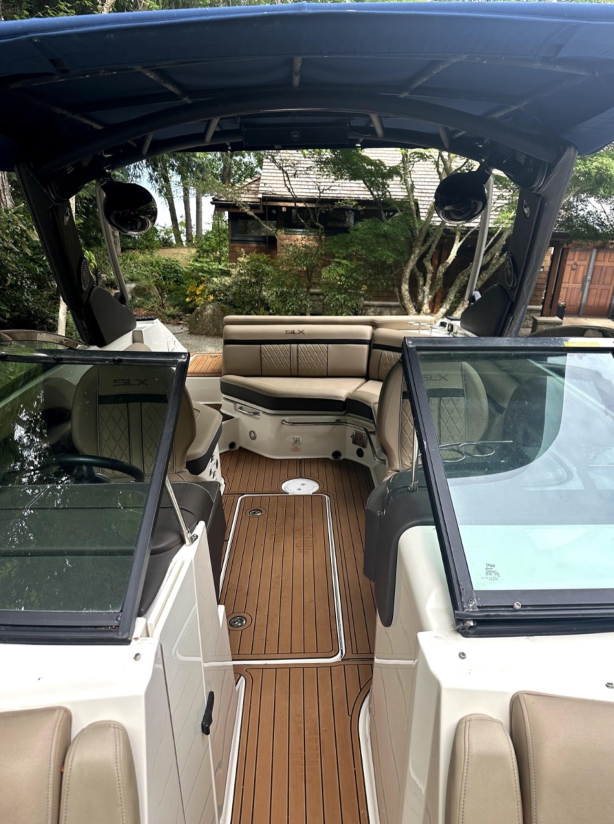 2016 Sea Ray SLX 250