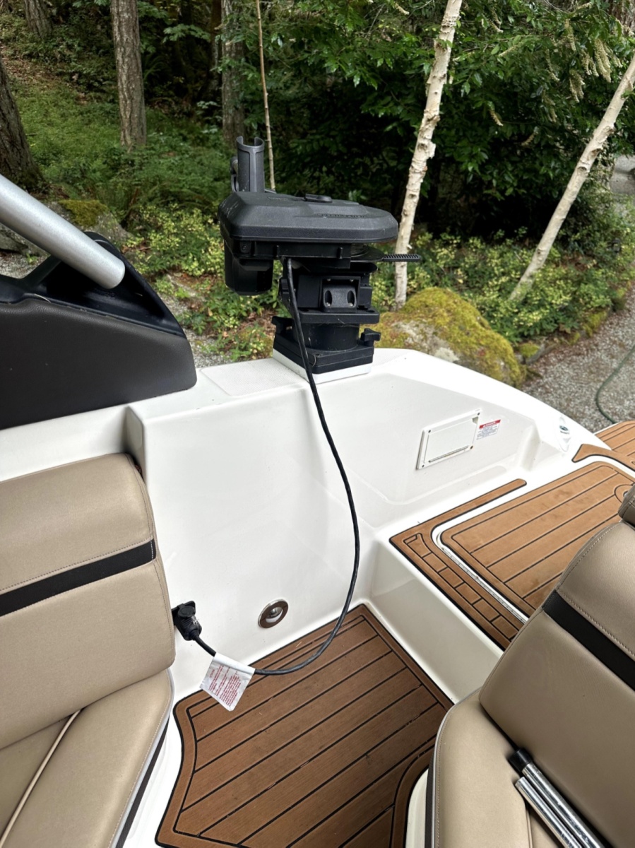 2016 Sea Ray SLX 250
