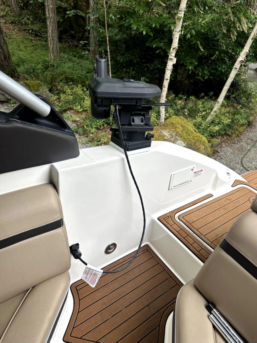 2016 Sea Ray SLX 250