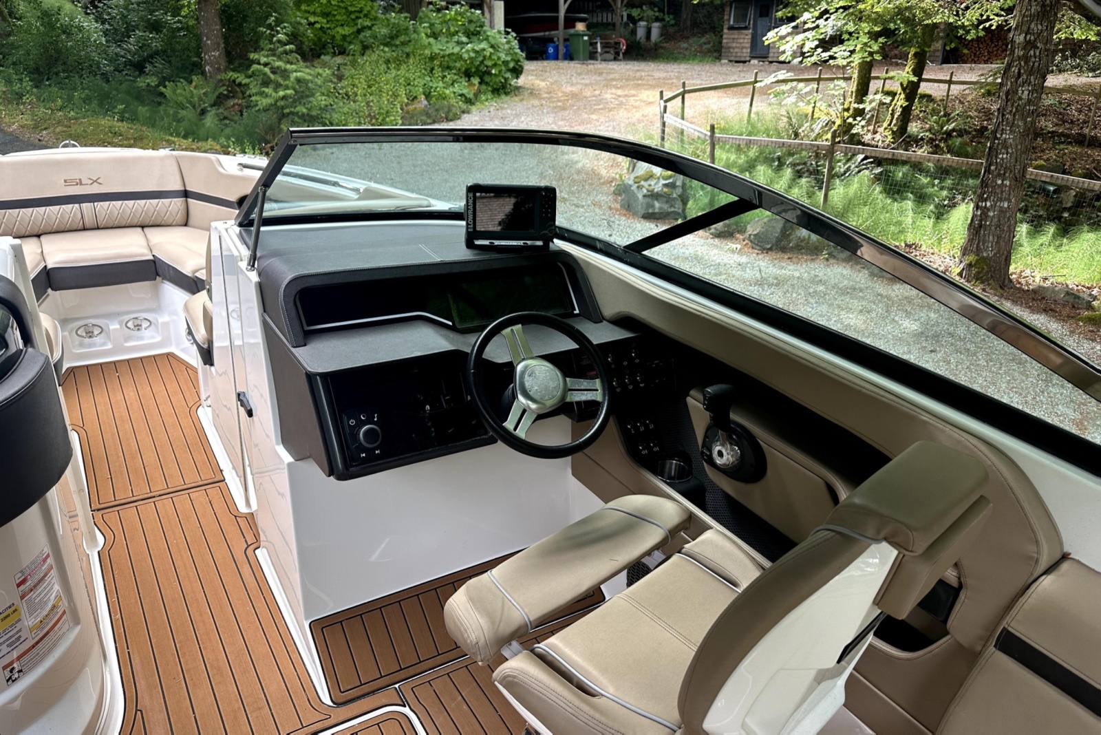 2016 Sea Ray SLX 250