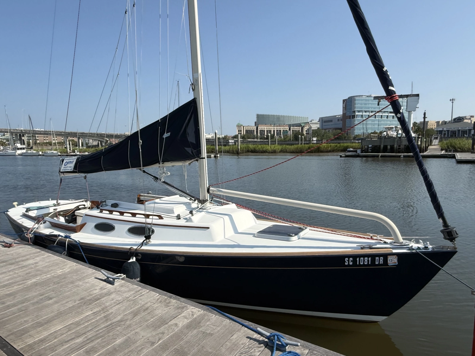 2003 Alerion Express 28