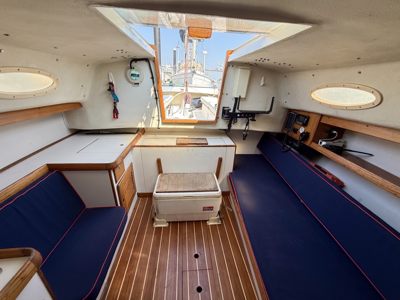 2003 Alerion Express 28