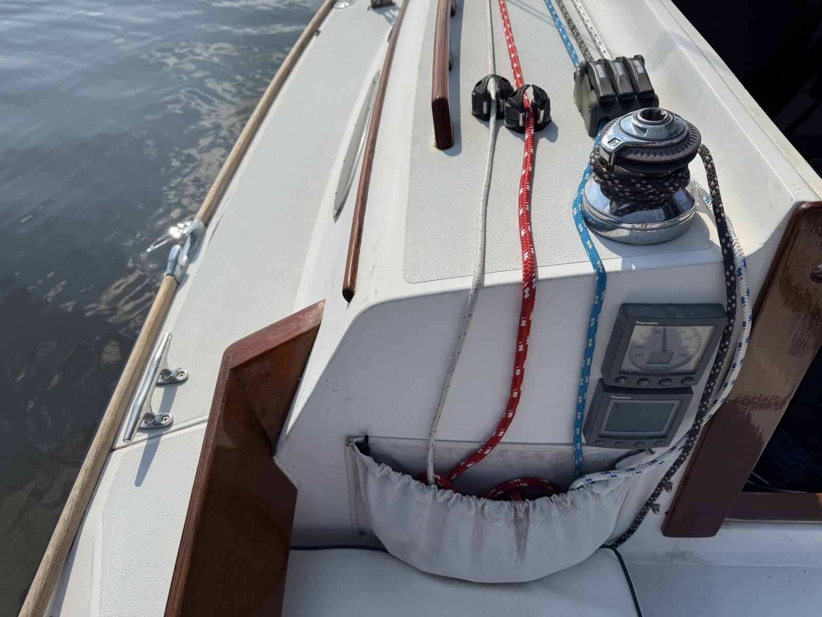 2003 Alerion Express 28