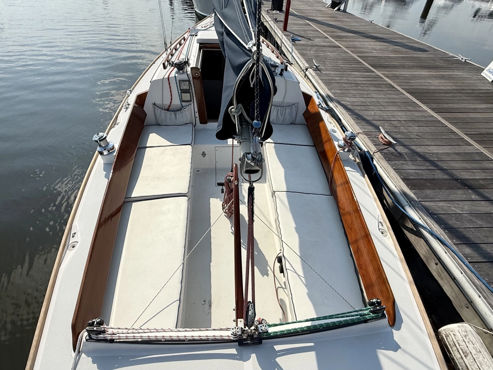 2003 Alerion Express 28