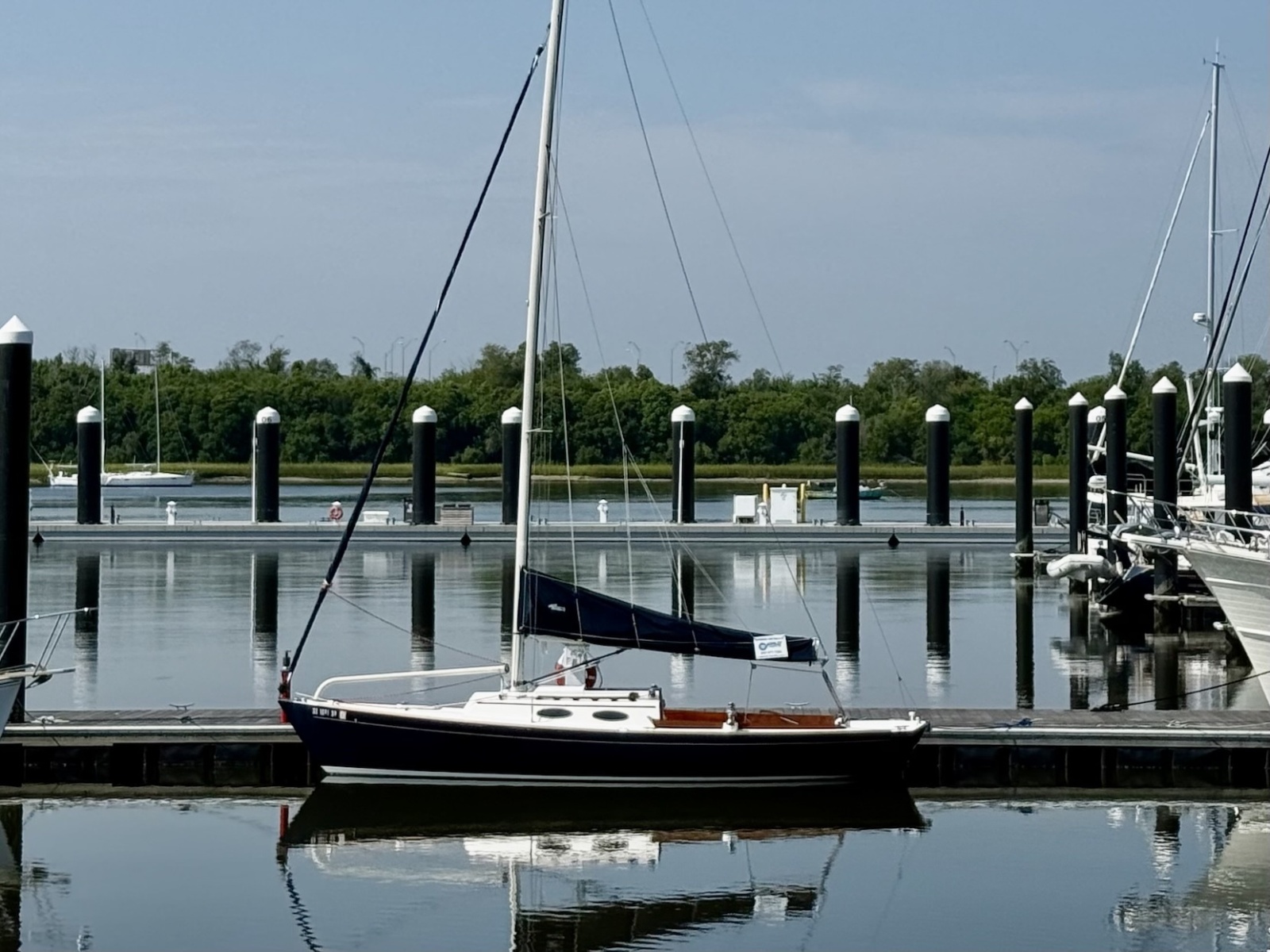2003 Alerion Express 28