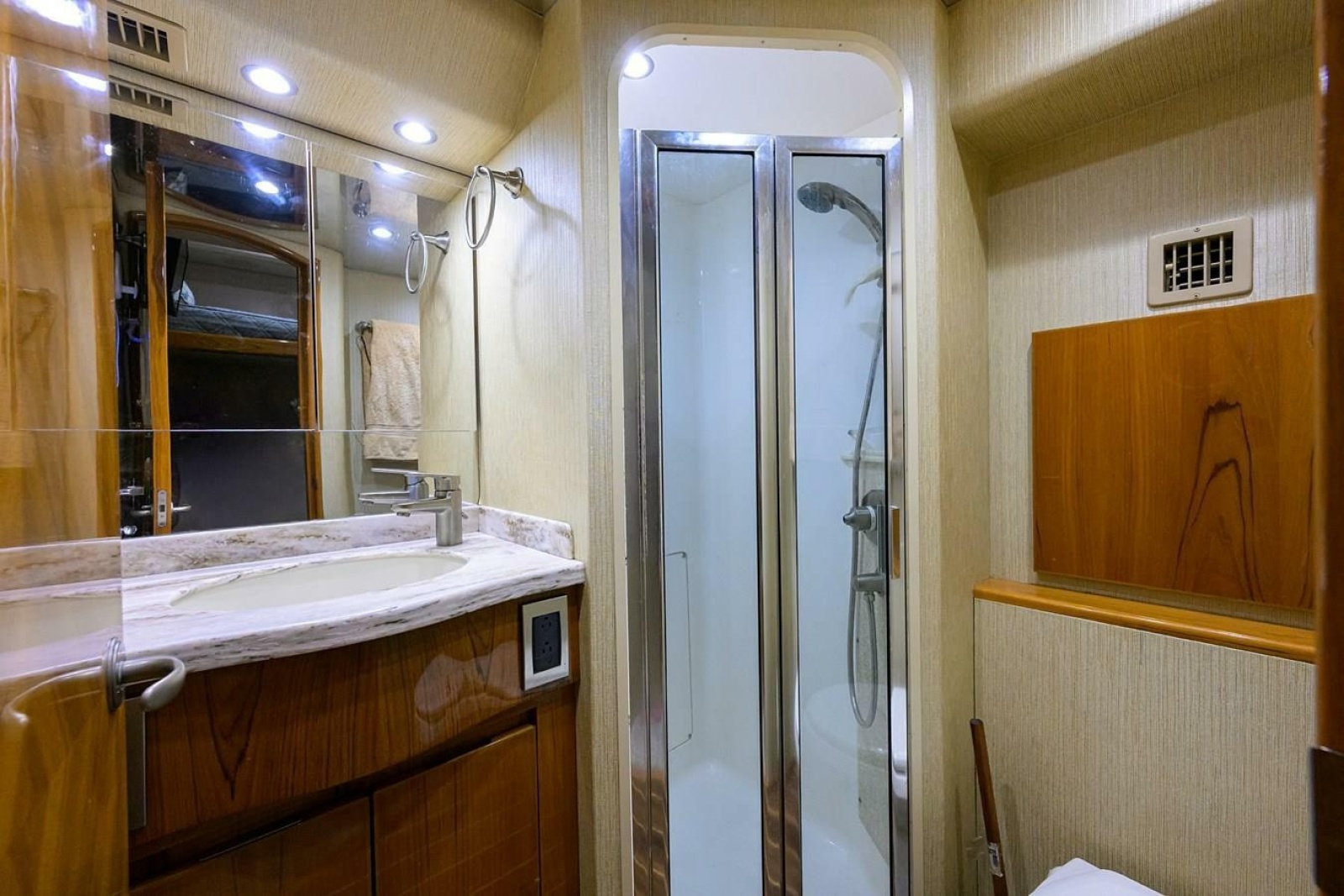 2013 Viking Sport Fisherman