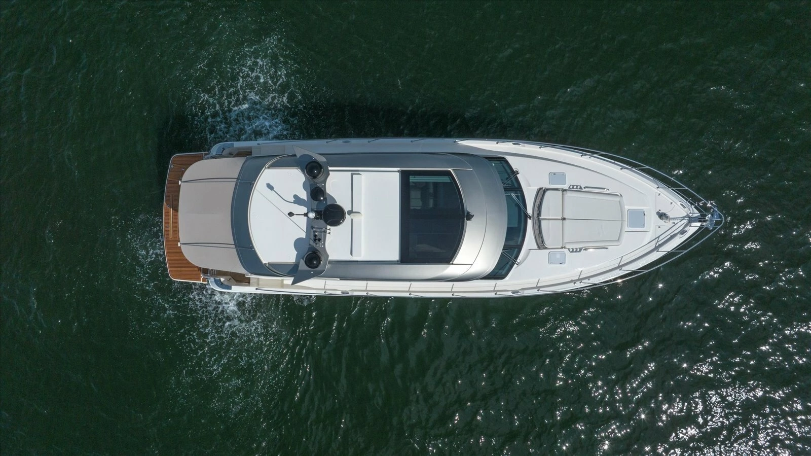 2023 Riviera 5400 Sport Yacht