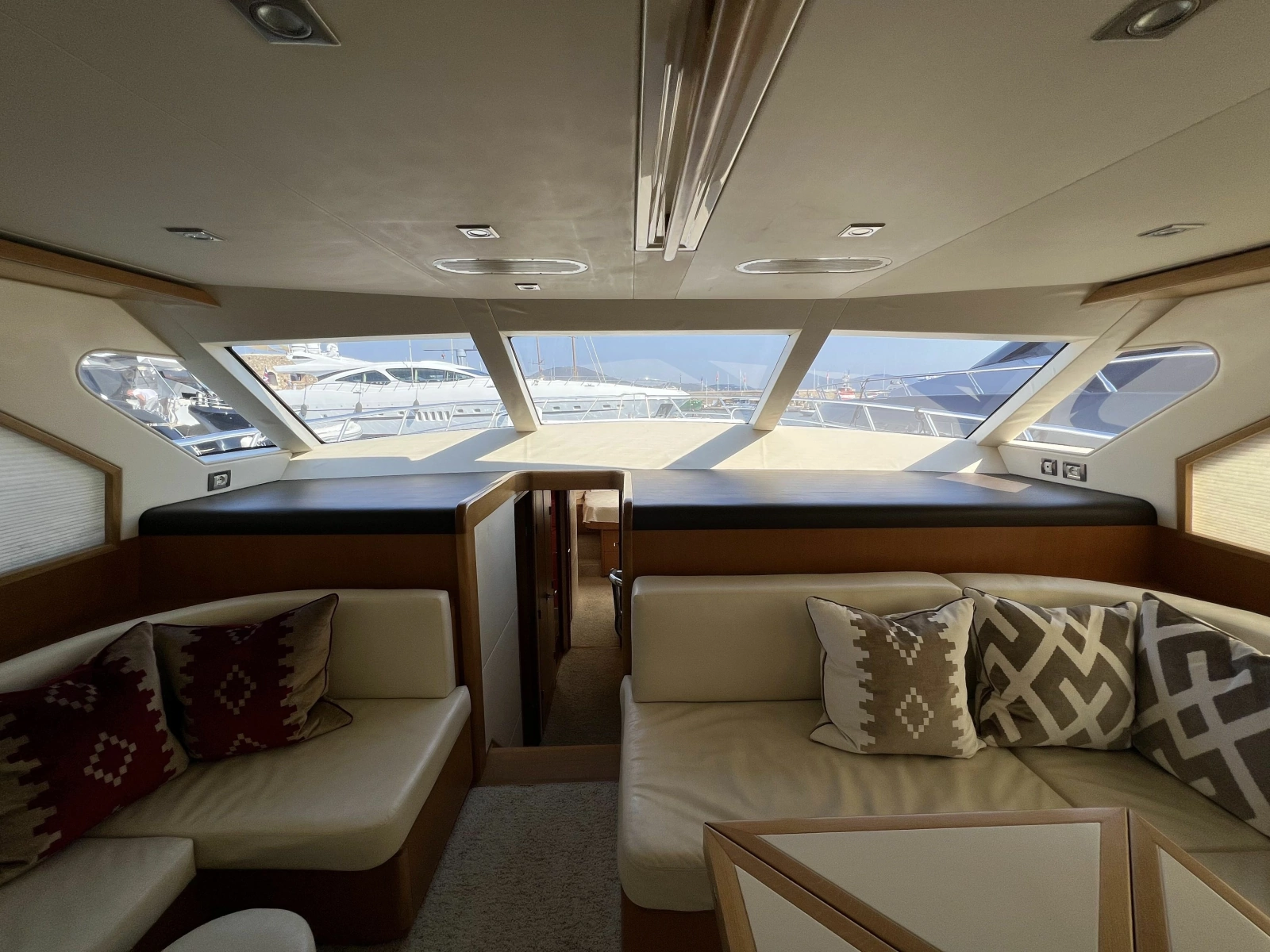 2010 Bertram 540