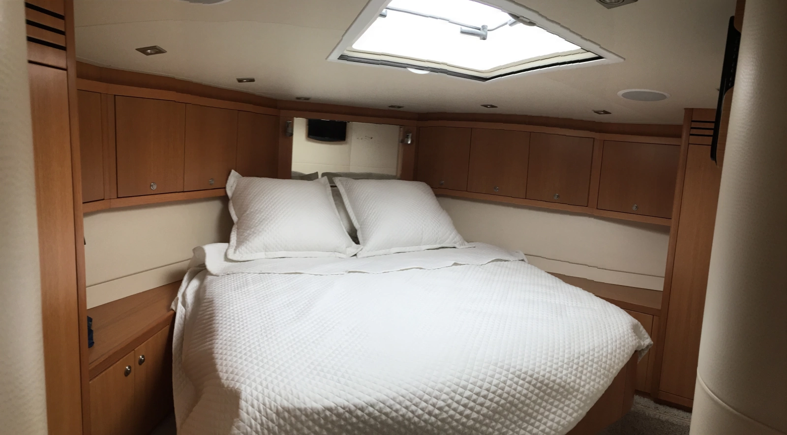 2010 Bertram 540