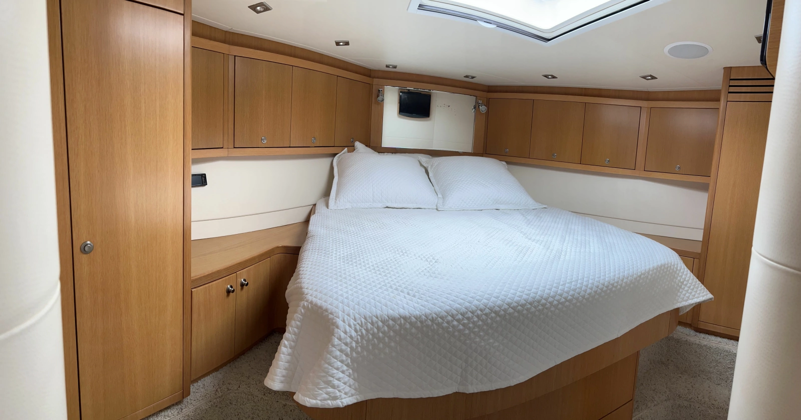 2010 Bertram 540