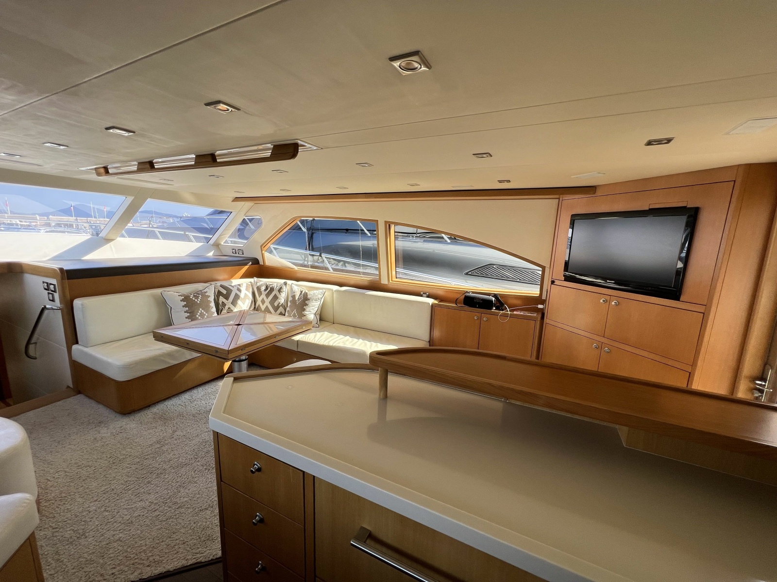 2010 Bertram 540
