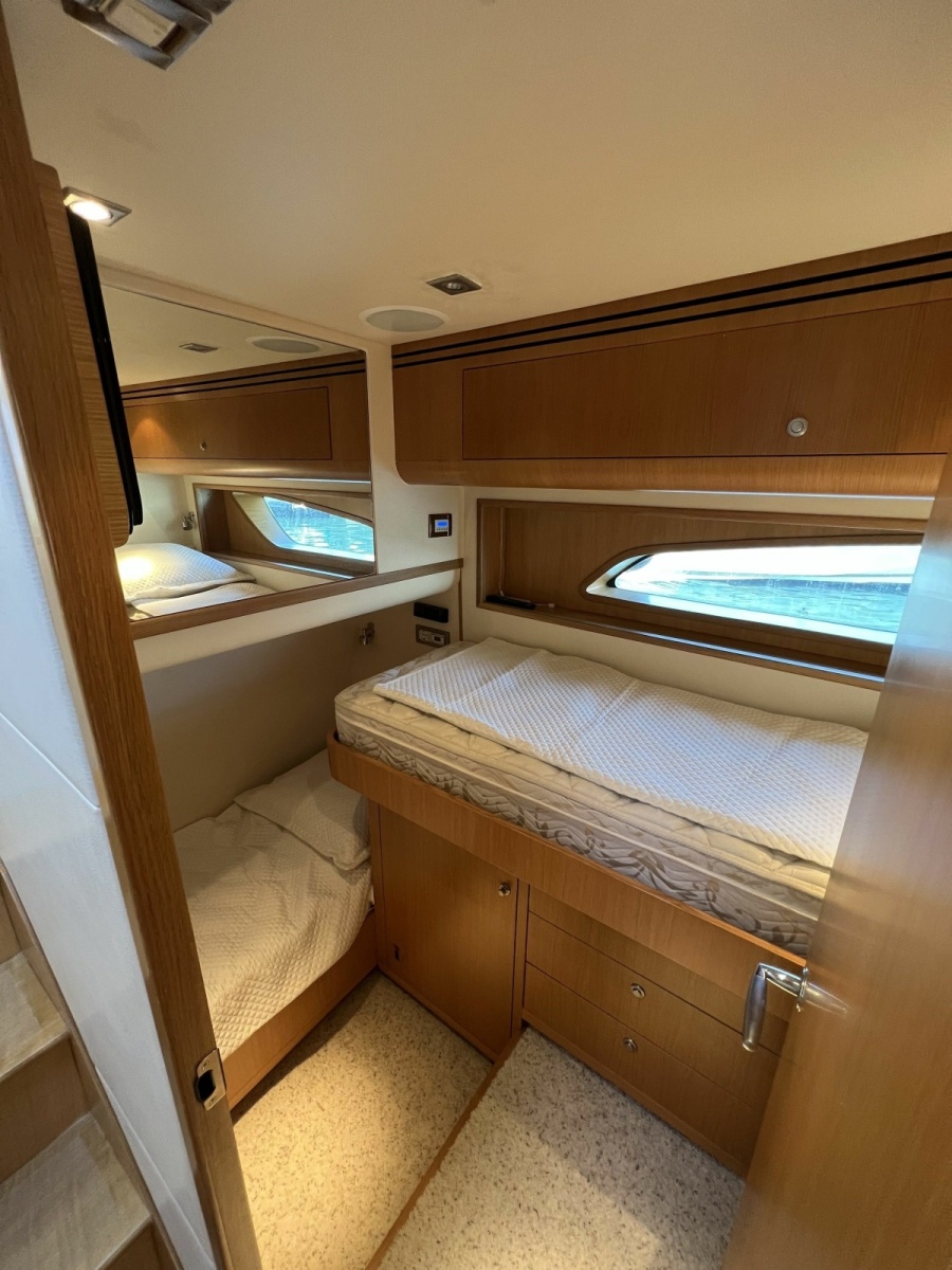2010 Bertram 540