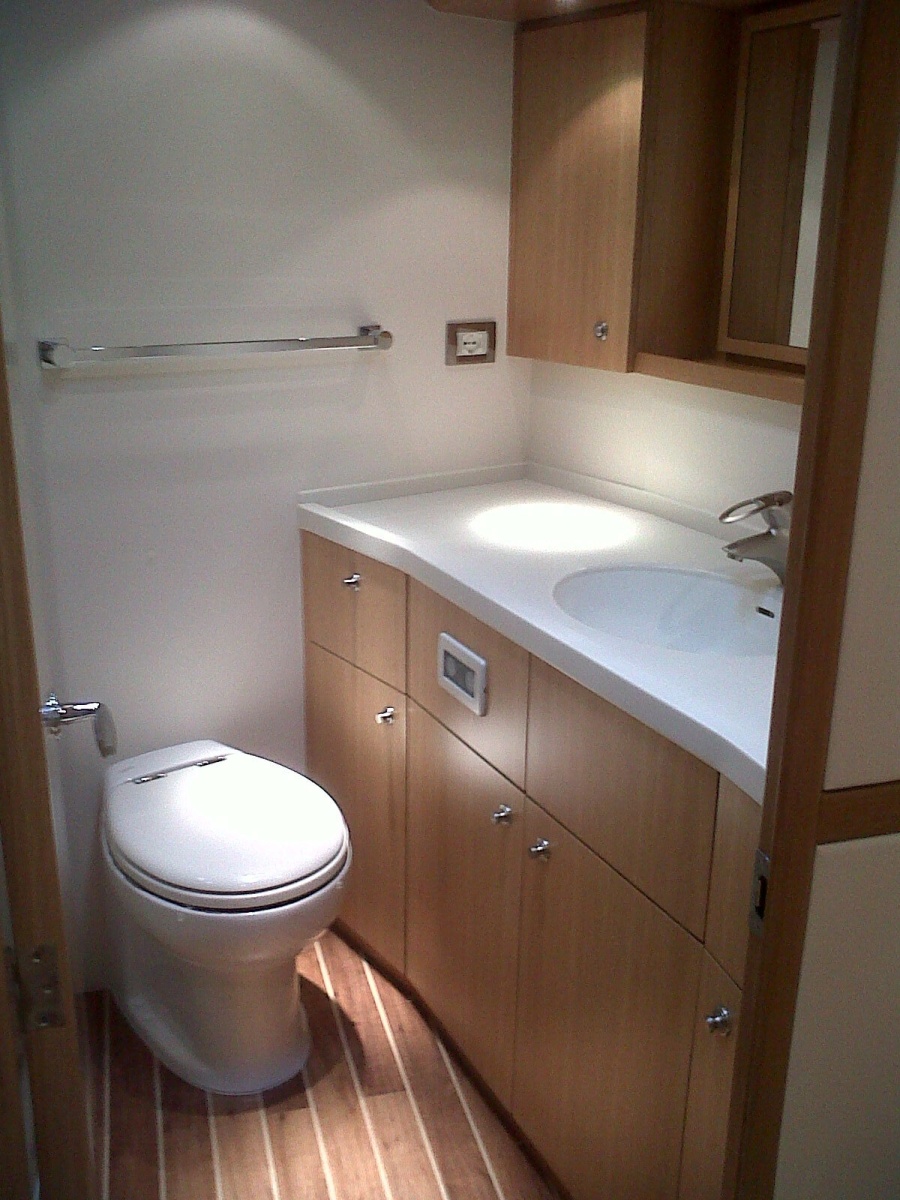 2010 Bertram 540