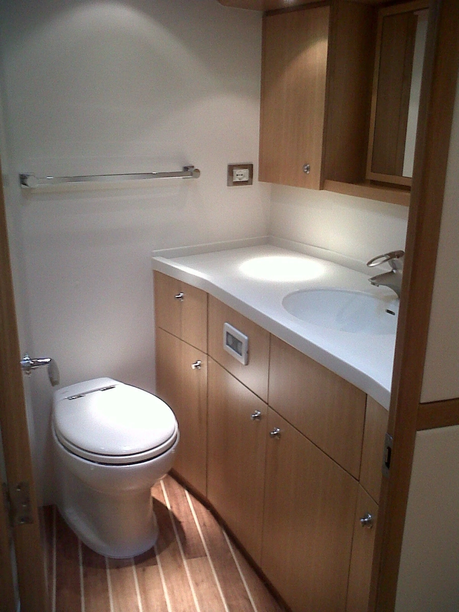 2010 Bertram 540