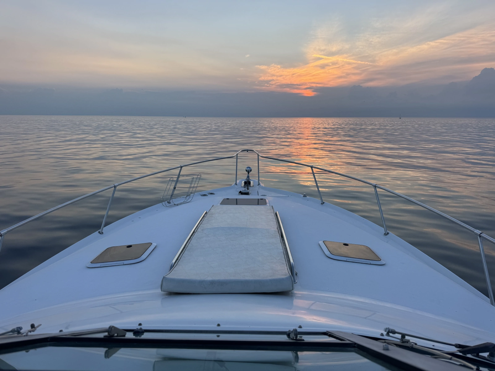 1997 Sea Ray 330 Sundancer
