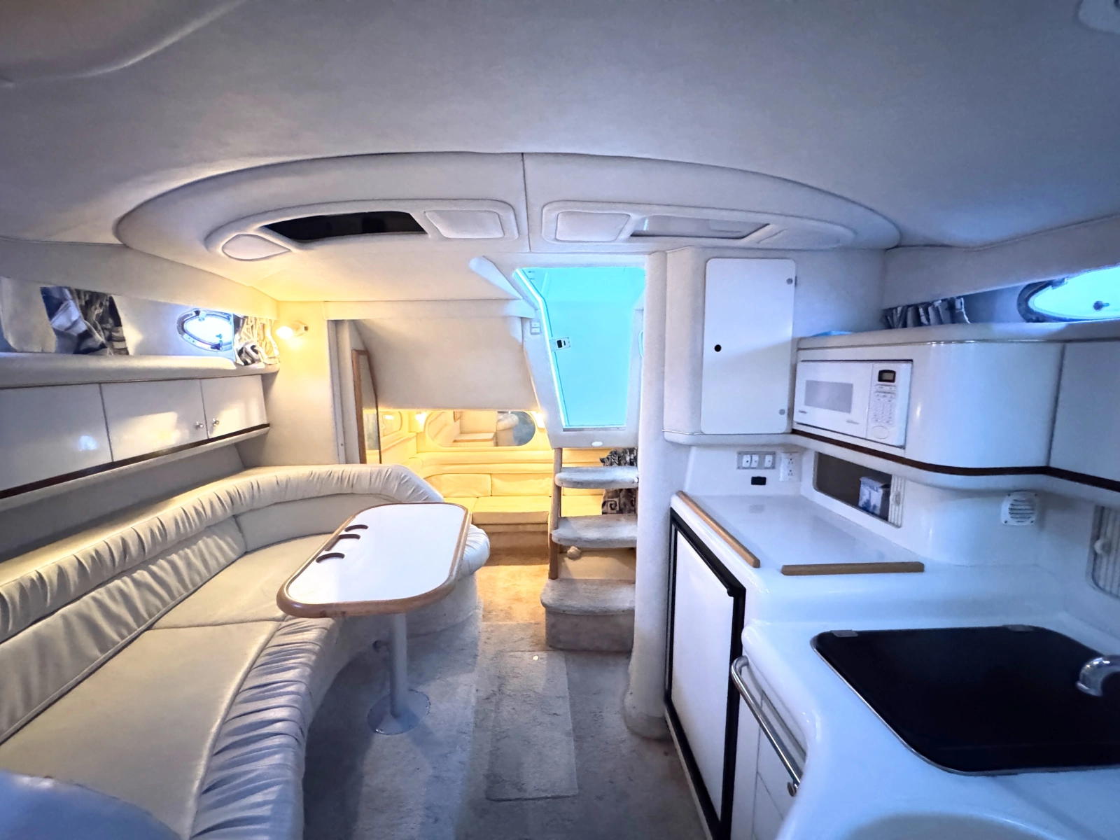 1997 Sea Ray 330 Sundancer
