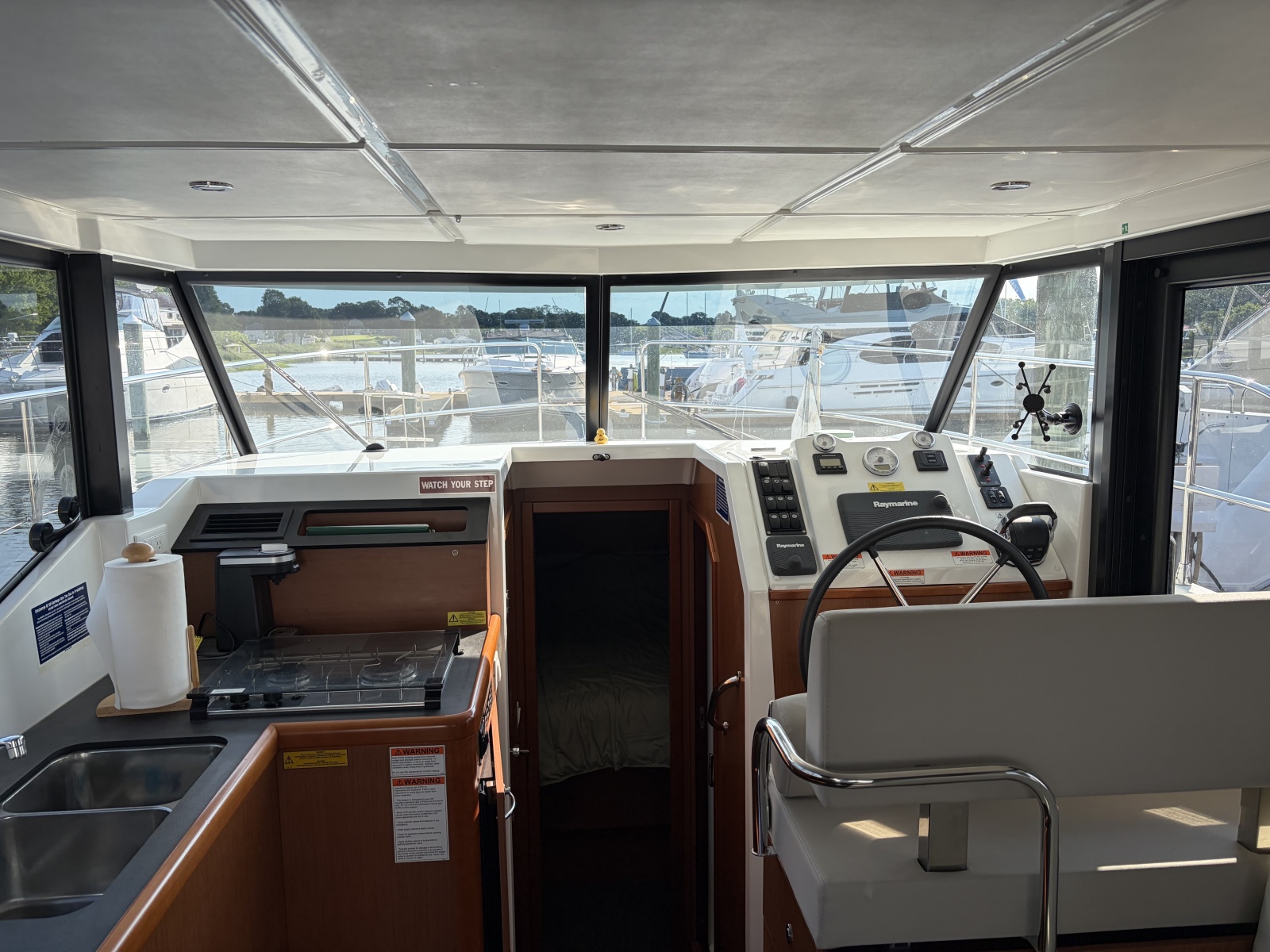 2017 Beneteau SWIFT TRAWLER 30