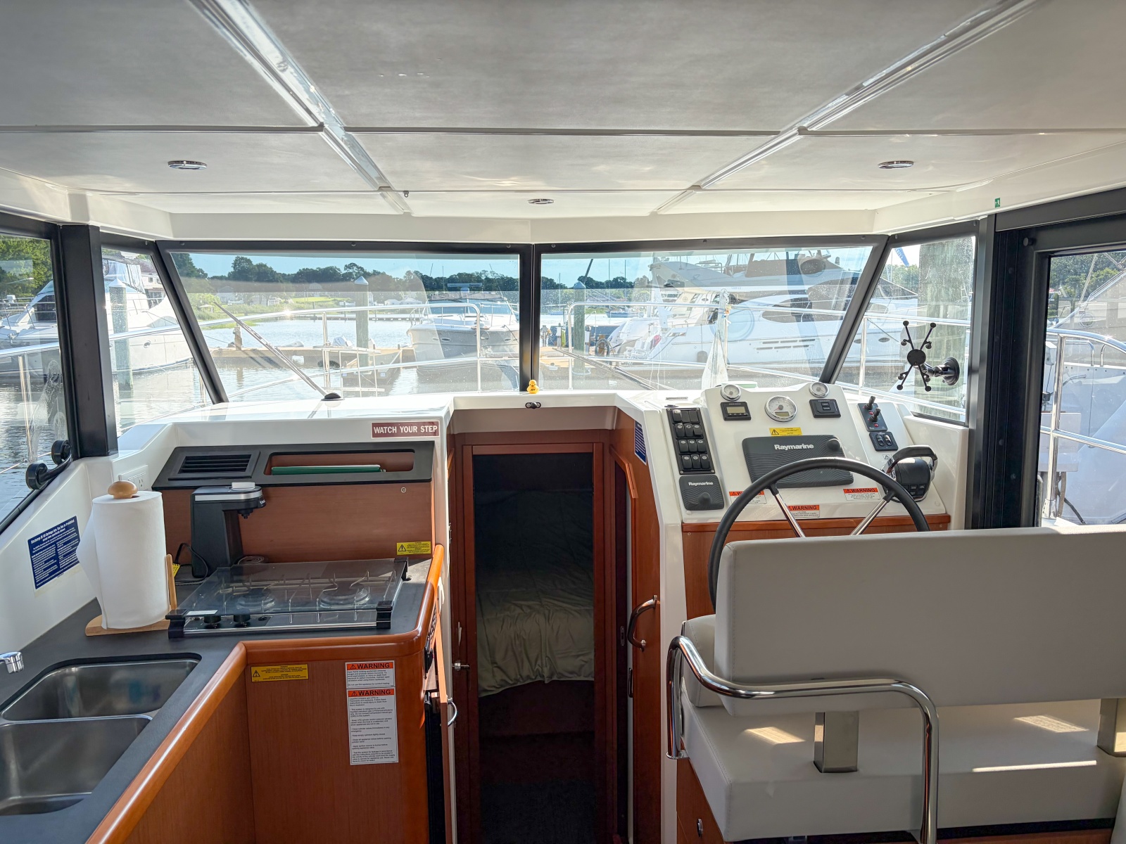2017 Beneteau SWIFT TRAWLER 30