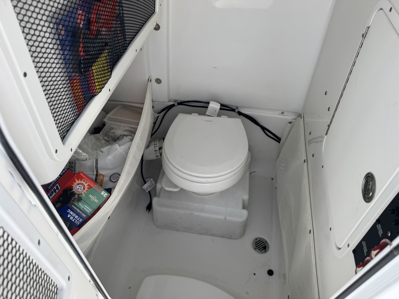 2019 Sea Hunt Gamefish 27