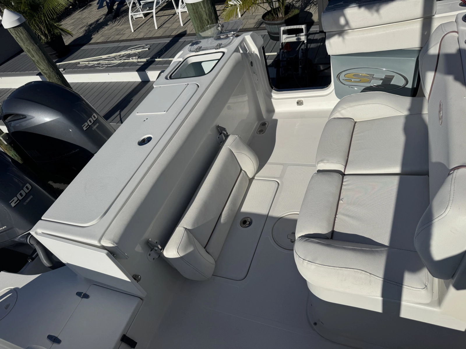 2019 Sea Hunt Gamefish 27