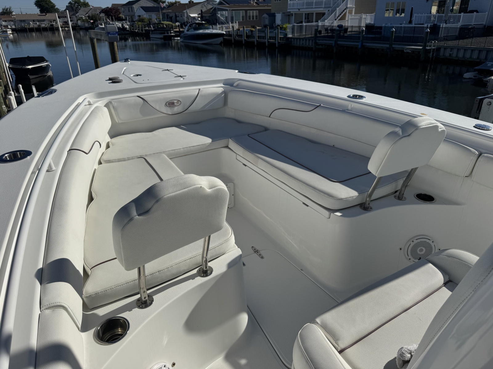 2019 Sea Hunt Gamefish 27