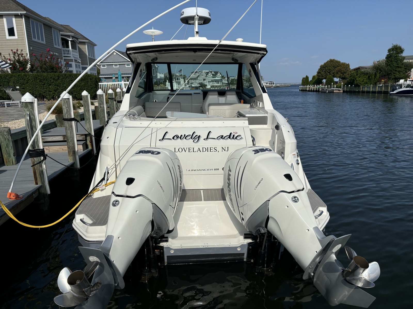 2023 Sea Ray 320 Sundancer