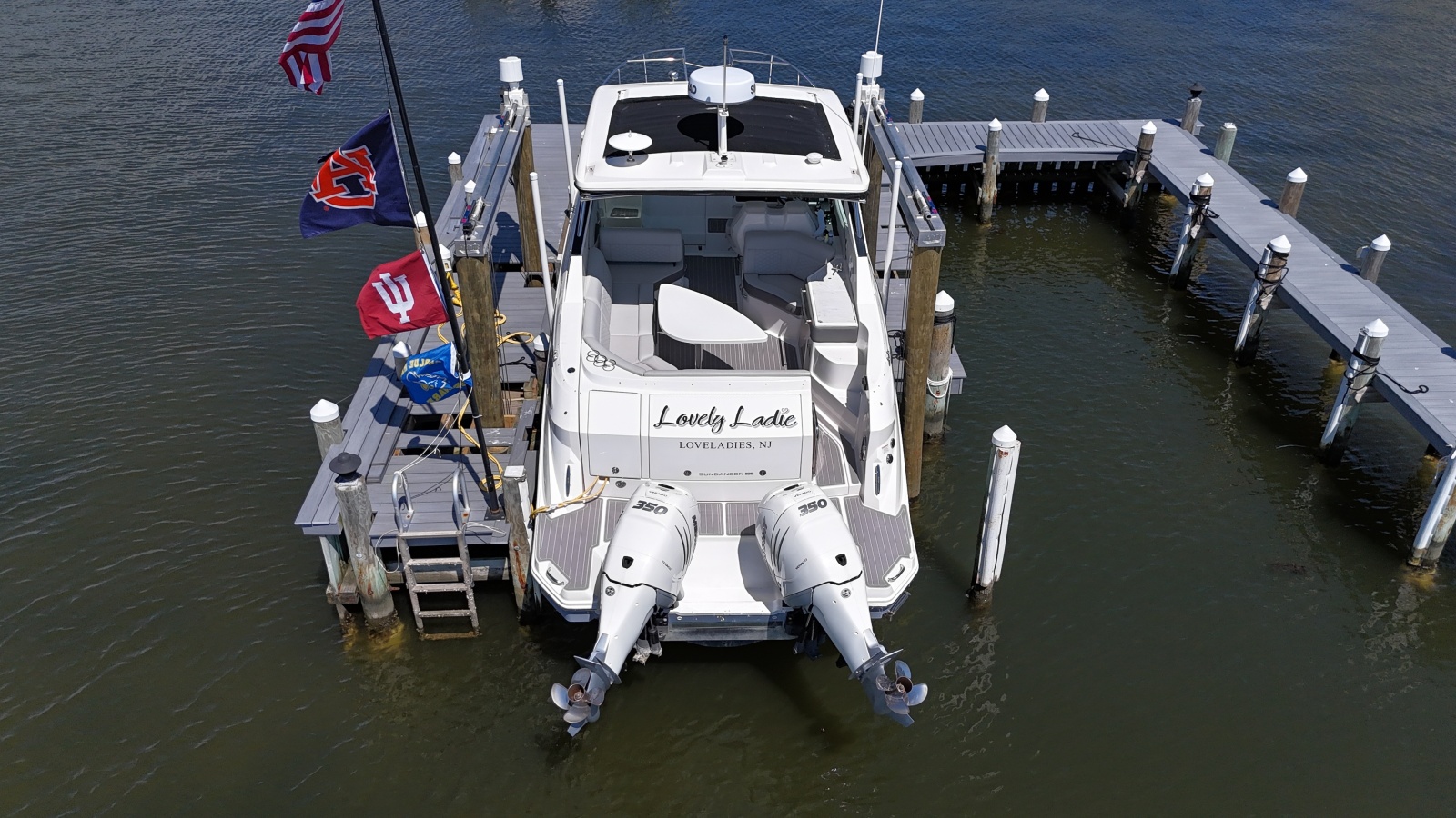 2023 Sea Ray 320 Sundancer