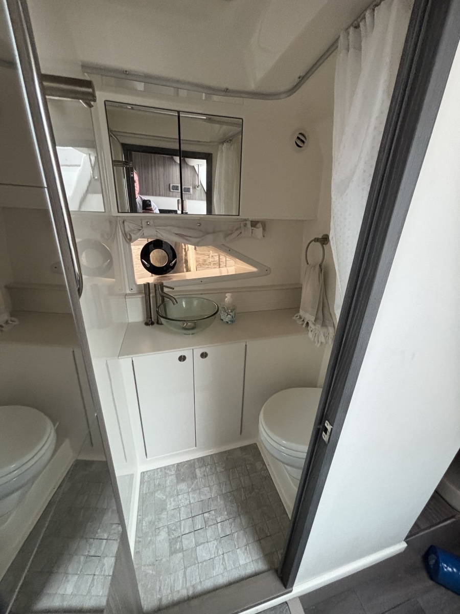 2023 Sea Ray 320 Sundancer