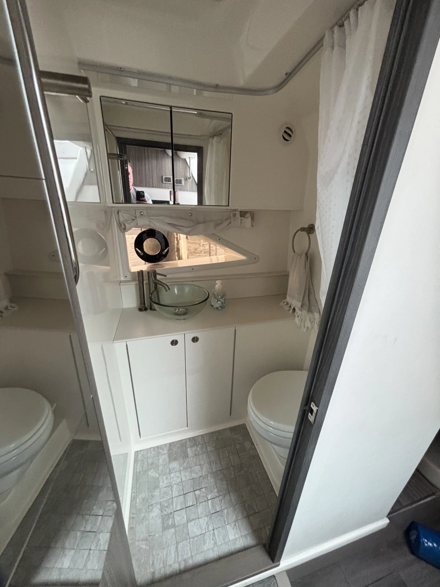 2023 Sea Ray 320 Sundancer