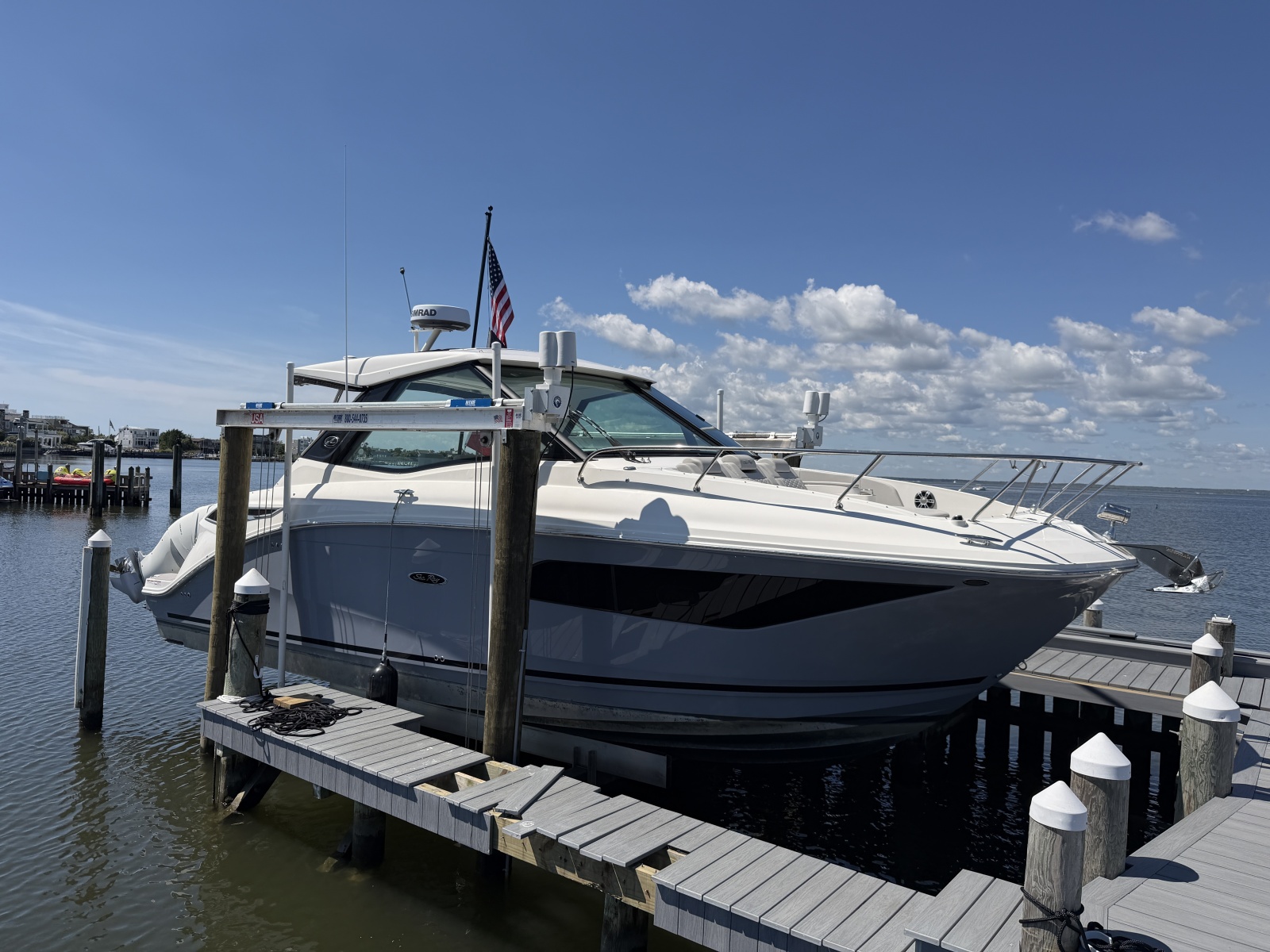 2023 Sea Ray 320 Sundancer