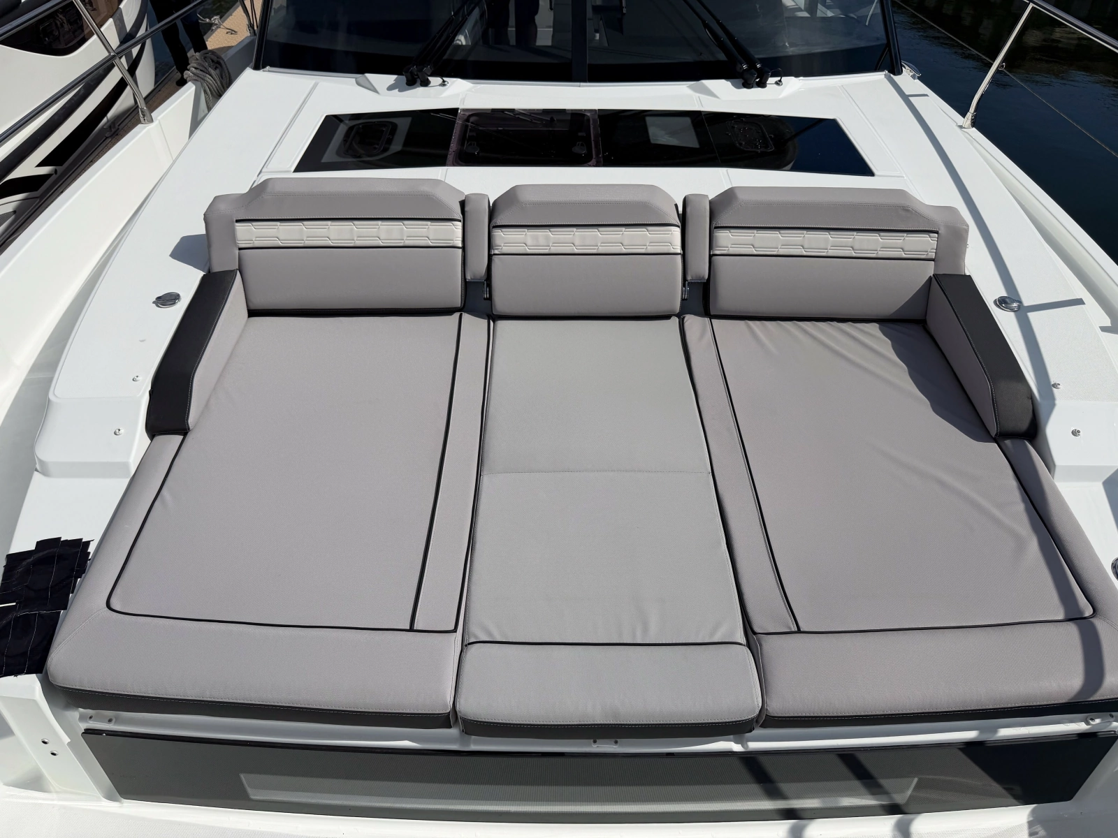 2026 Jeanneau NC 1295 Coupe