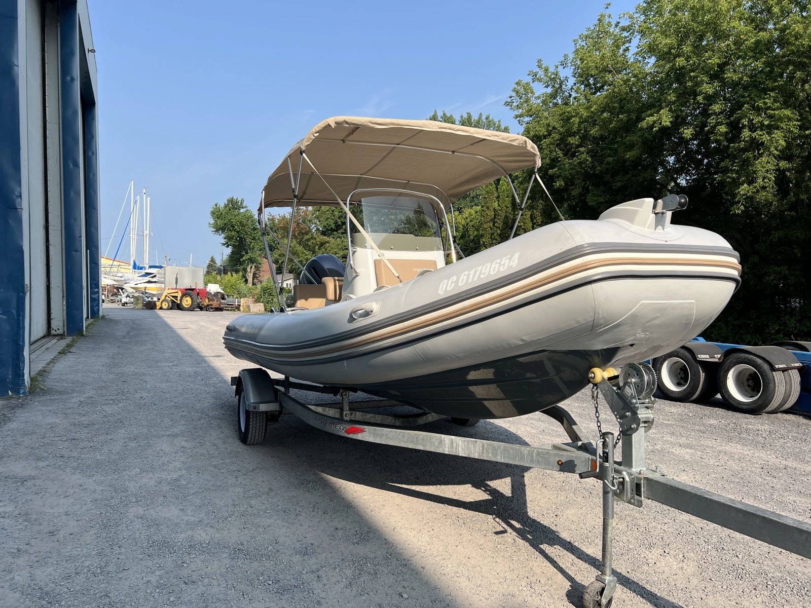 2018 Zodiac Medline 580